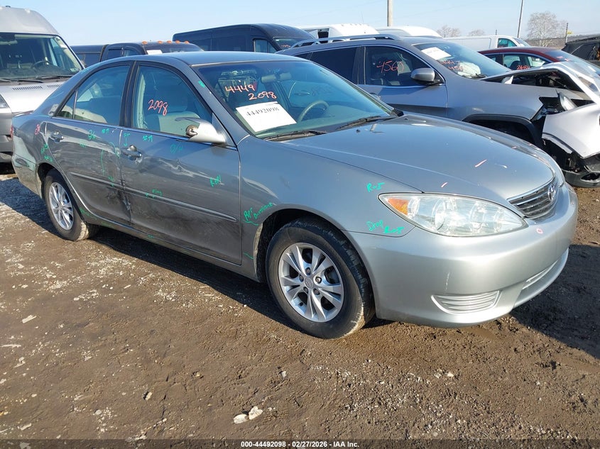 2005 Toyota Camry Le V6