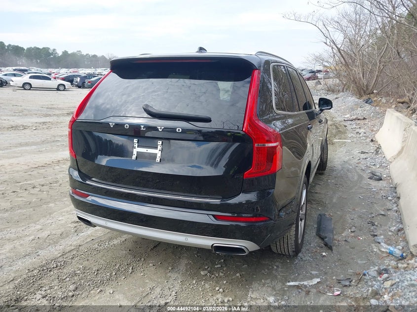 2021 Volvo Xc90 T5 Momentum 7 Passenger