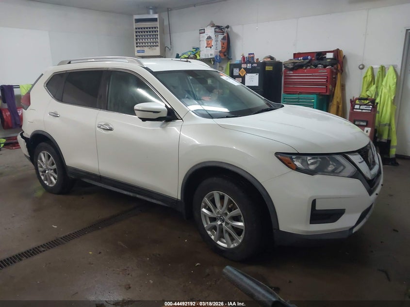 2018 Nissan Rogue Sv