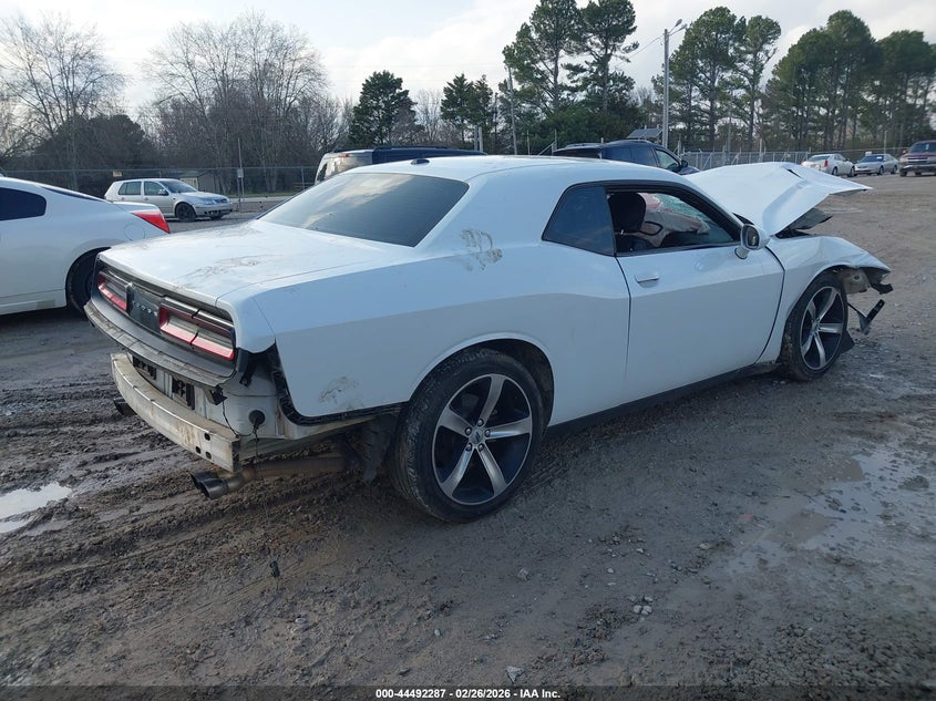 2016 Dodge Challenger Sxt