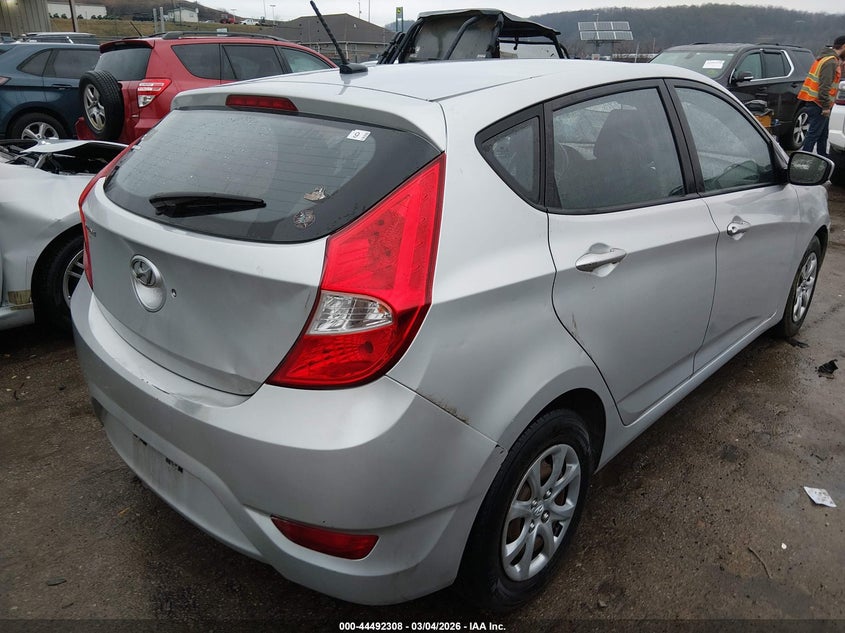 2014 Hyundai Accent Gs