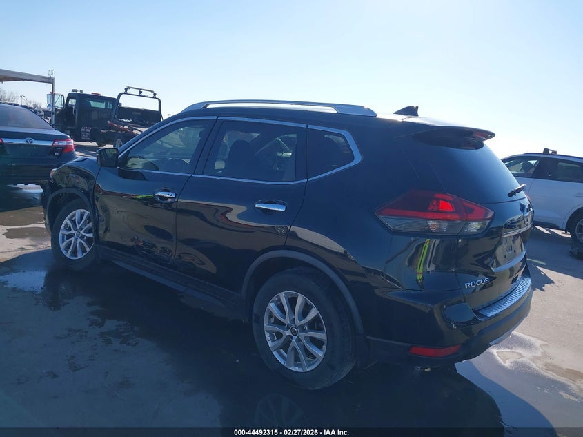 2018 Nissan Rogue Sv