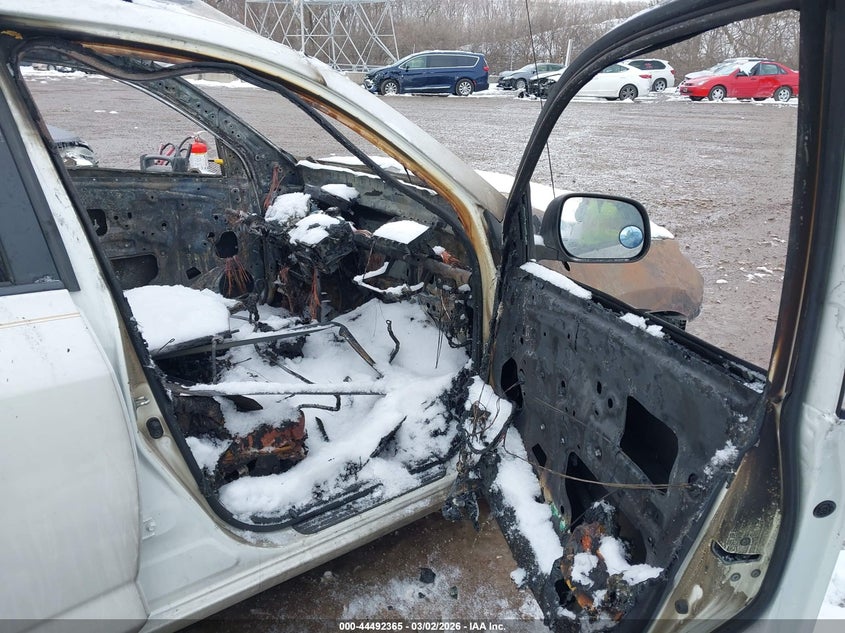 2008 TOYOTA RAV4 auction photo 5