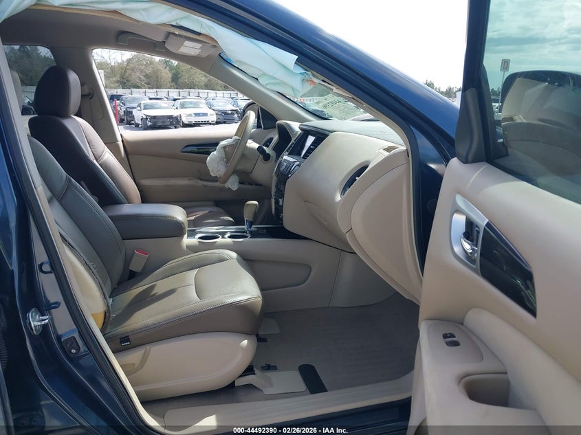 2013 Nissan Pathfinder S