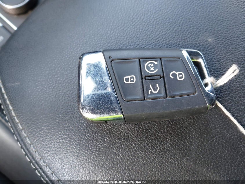 2023 Volkswagen Atlas Cross Sport 3.6L V6 Sel VIN: 1V2BE2CA9PC203549 Lot: 44492420