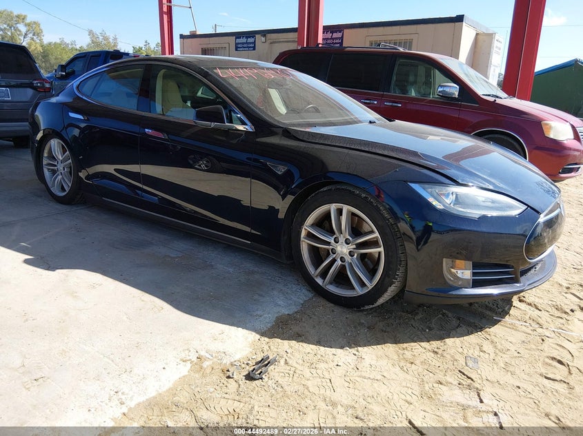2013 Tesla Model S Performance