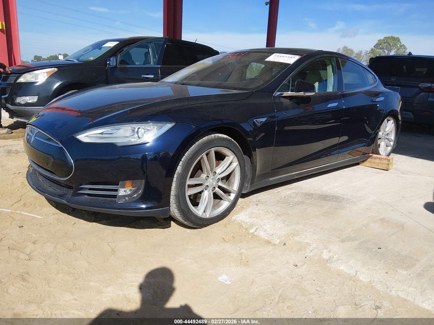 2013 Tesla Model S Performance