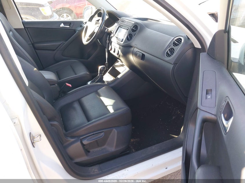 2015 Volkswagen Tiguan Se