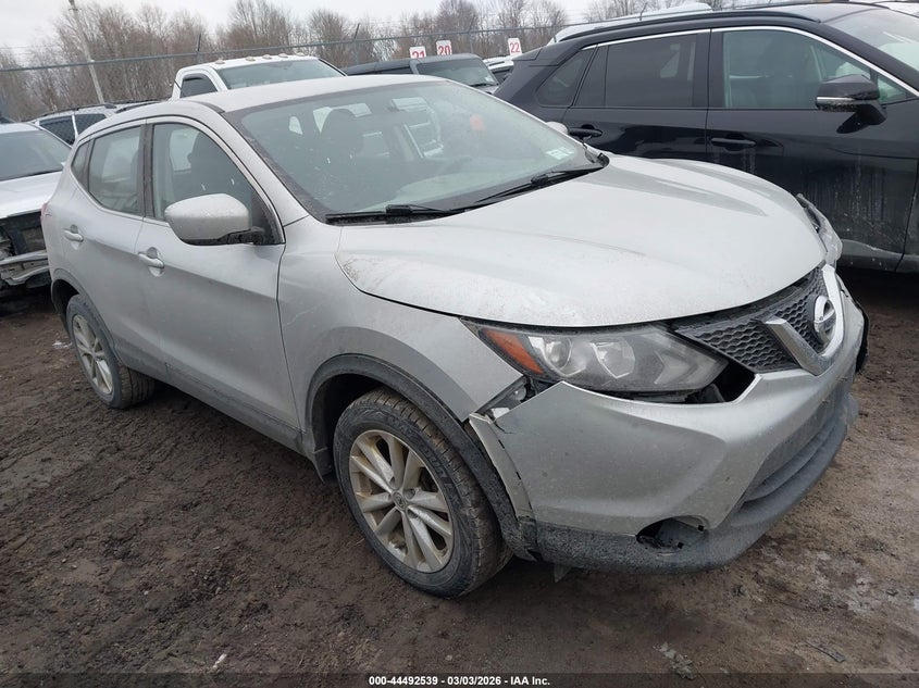 2017 Nissan Rogue Sport S