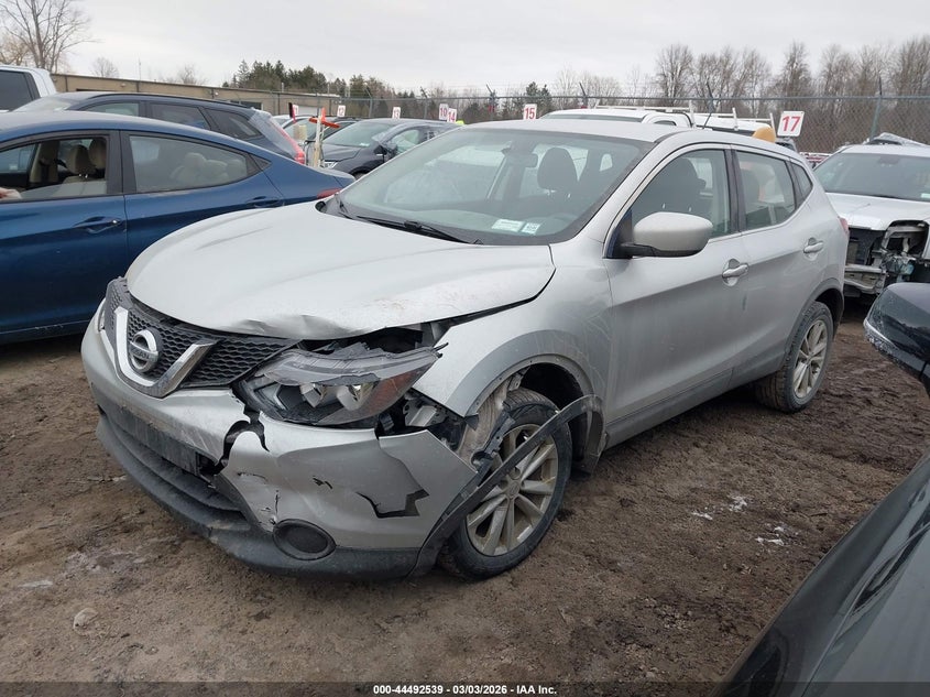 2017 Nissan Rogue Sport S