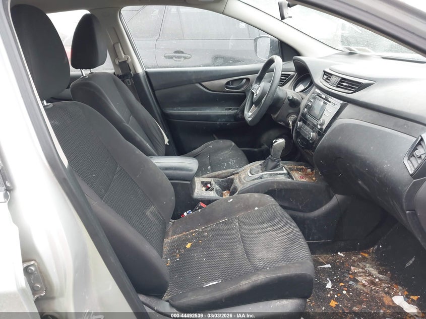 2017 Nissan Rogue Sport S