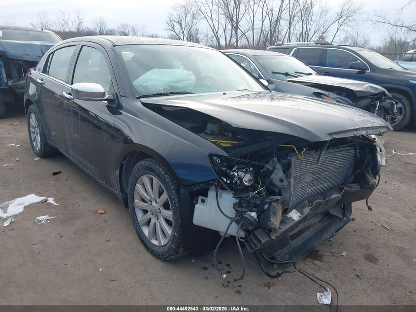 2013 Chrysler 200 Limited