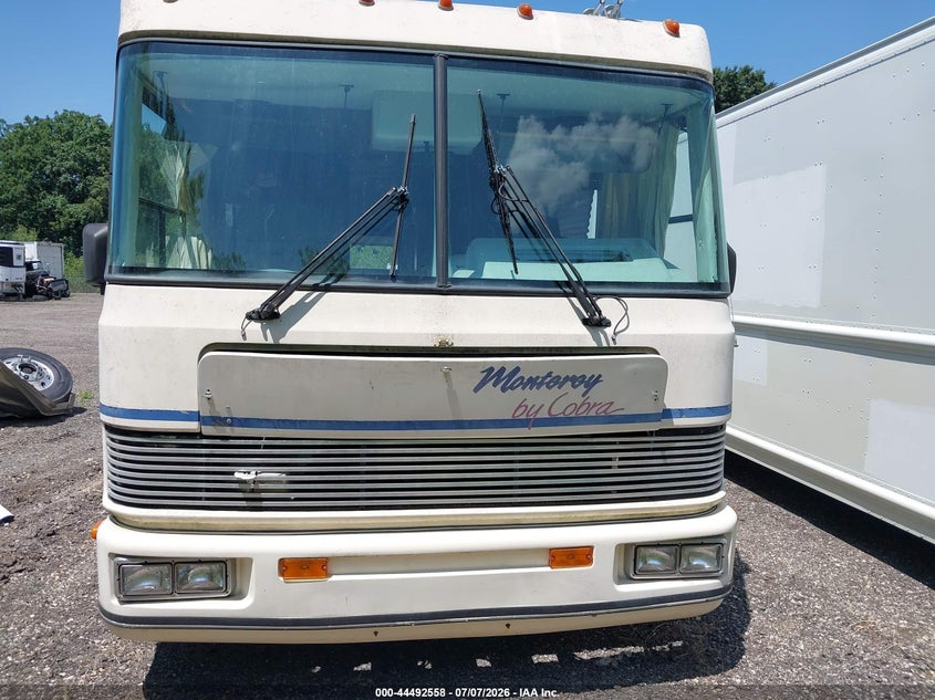 1994 CHEVROLET P30 auction photo 6