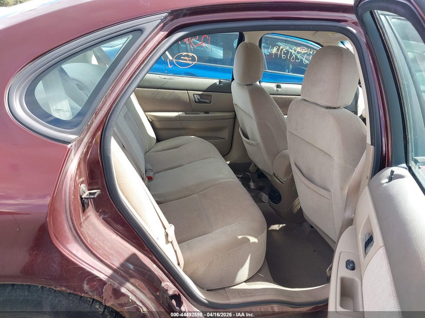 2001 FORD TAURUS auction photo 8