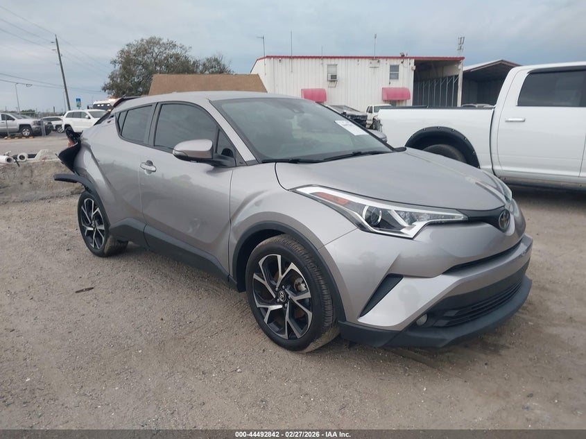 2018 TOYOTA C-HR XLE PREMIUM
