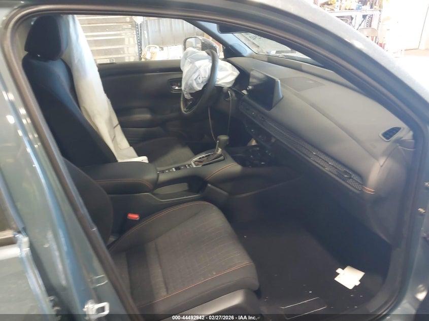 2026 HONDA HR-V 2.0L I-4 DI, DOHC, V(VIN: 3CZRZ2H53TM749301