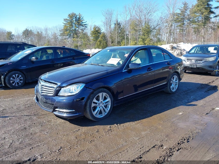 2012 Mercedes-Benz C 300 Luxury 4Matic