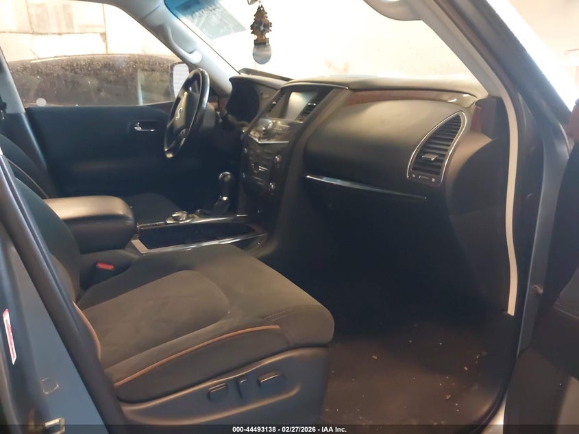 2017 Nissan Armada Sv