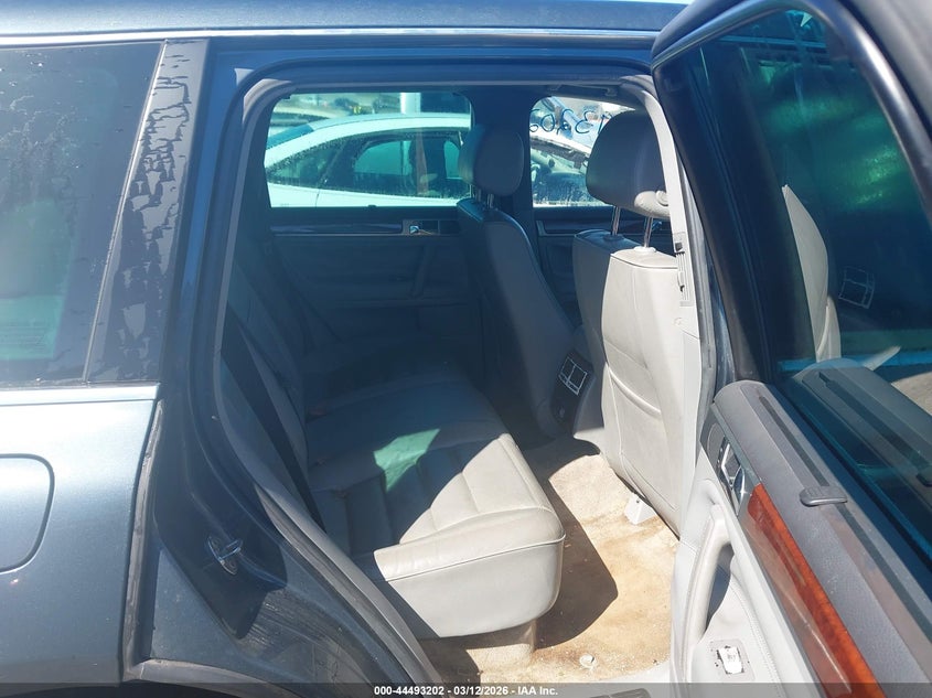 2005 Volkswagen Touareg V8 VIN: WVGZM77L15D023190 Lot: 44493202