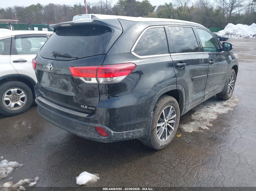 2017 Toyota Highlander Xle