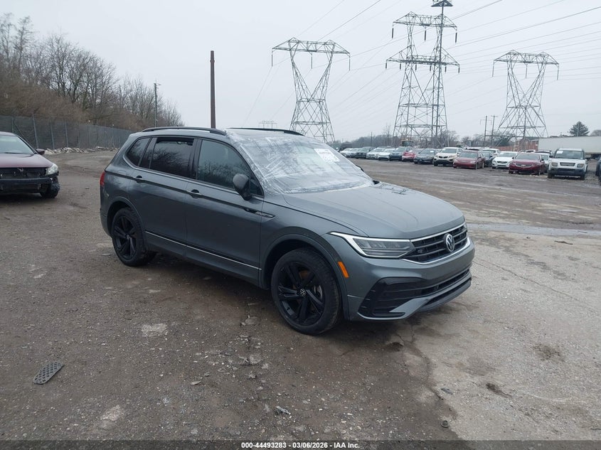 2024 Volkswagen Tiguan 2.0T Se R-Line Black