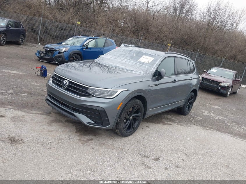 2024 Volkswagen Tiguan 2.0T Se R-Line Black