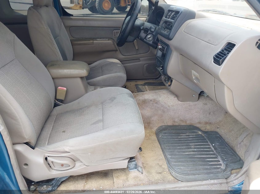 2001 Nissan Frontier Xe