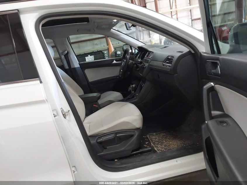 2018 Volkswagen Tiguan 2.0T Se/2.0T Sel