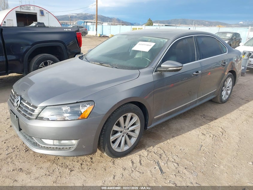 2012 Volkswagen Passat 2.5L Sel Premium