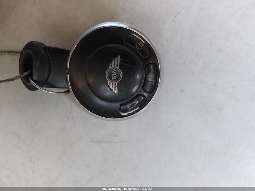 2011 Mini Cooper S Clubman VIN: WMWZG3C59BTY30387 Lot: 44493587