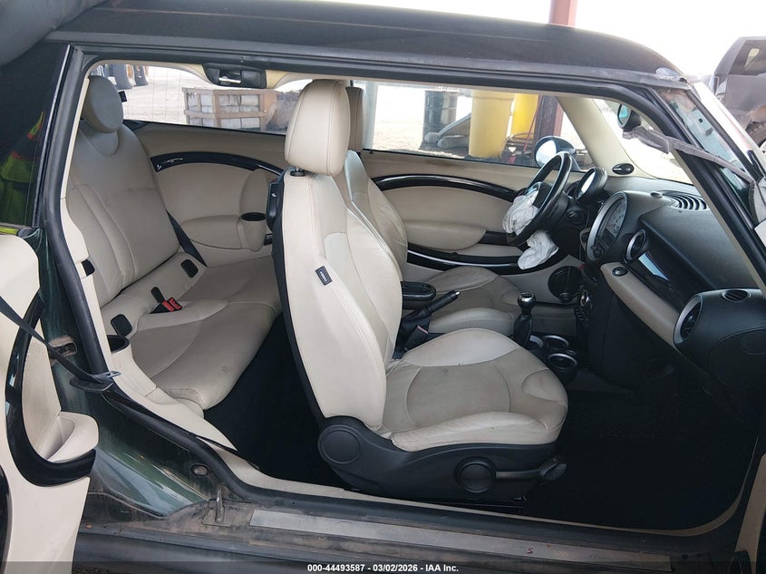 2011 Mini Cooper S Clubman VIN: WMWZG3C59BTY30387 Lot: 44493587