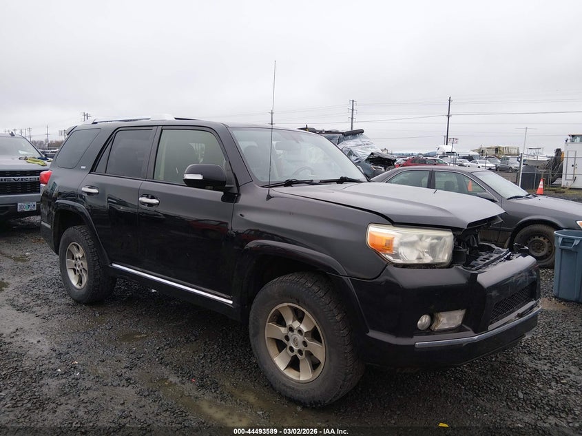 2013 TOYOTA 4RUNNER SR5