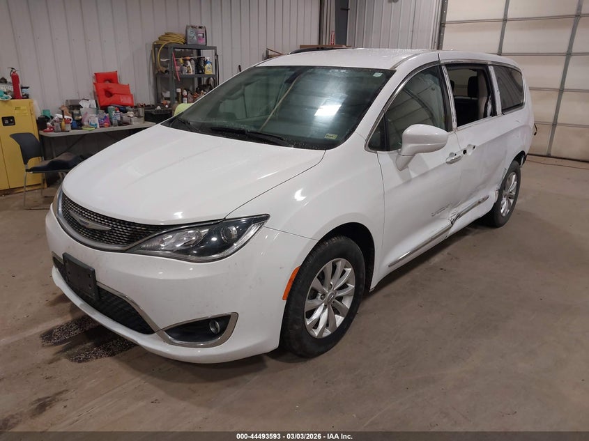 2019 Chrysler Pacifica Touring L