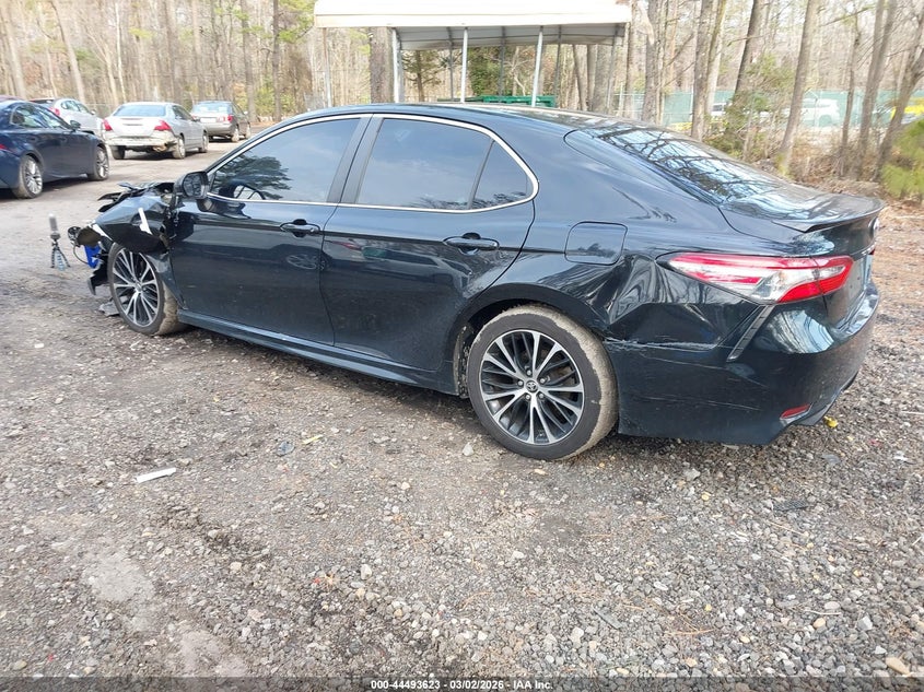 2018 TOYOTA CAMRY auction photo 3