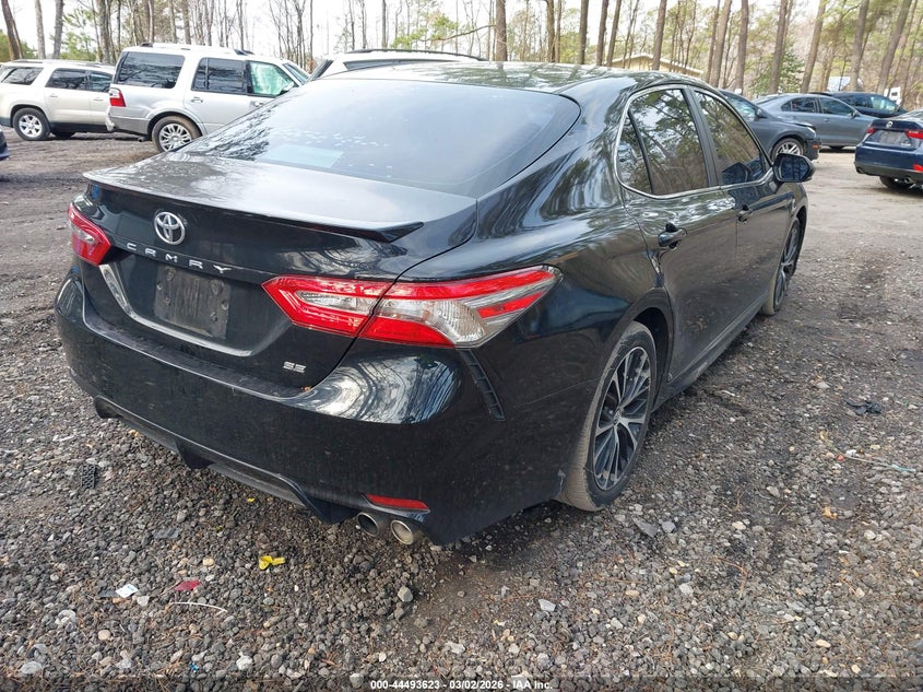 2018 TOYOTA CAMRY auction photo 4