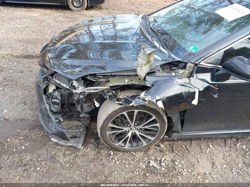 2018 TOYOTA CAMRY auction photo 6