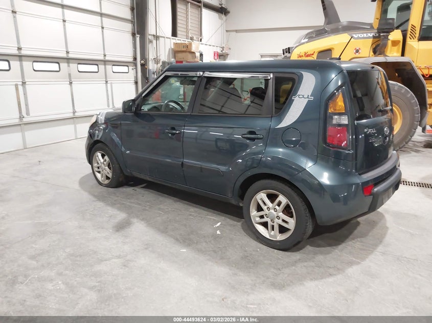 2011 Kia Soul +