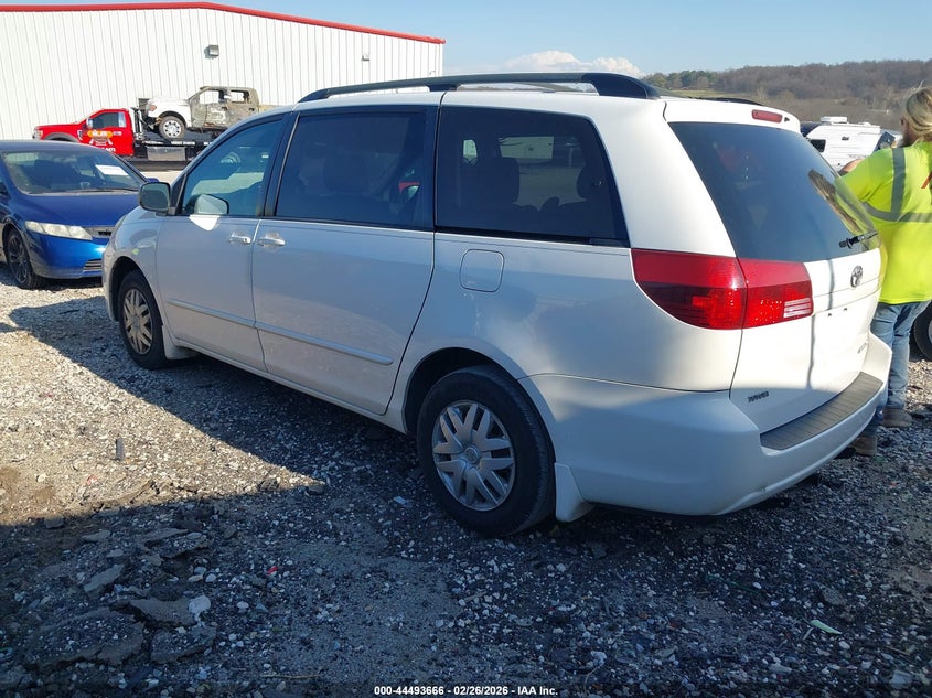 2005 Toyota Sienna Le