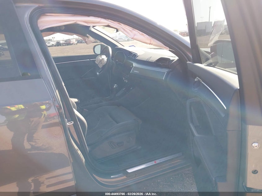 2025 Audi Q3 Premium 45 Tfsi S Line Quattro Tiptronic