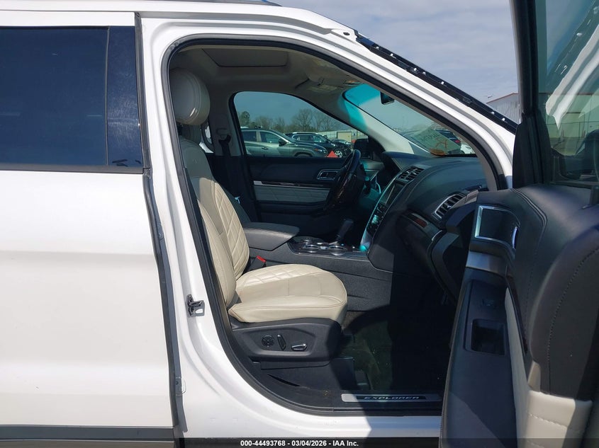 2016 Ford Explorer Platinum