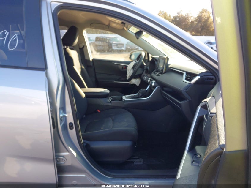 2020 Toyota Rav4 Hybrid Le