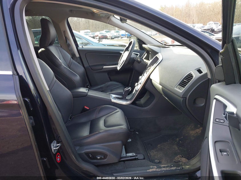 2017 Volvo Xc60 T5 Dynamic