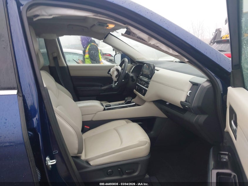 2025 Nissan Pathfinder Sl 4Wd