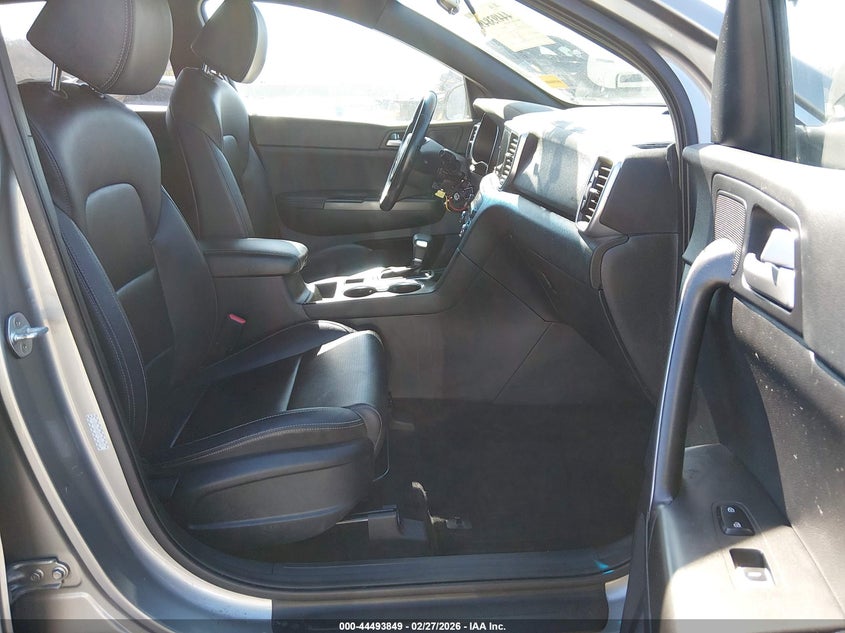 VIN KNDP63AC6M7866855 2021 KIA SPORTAGE S