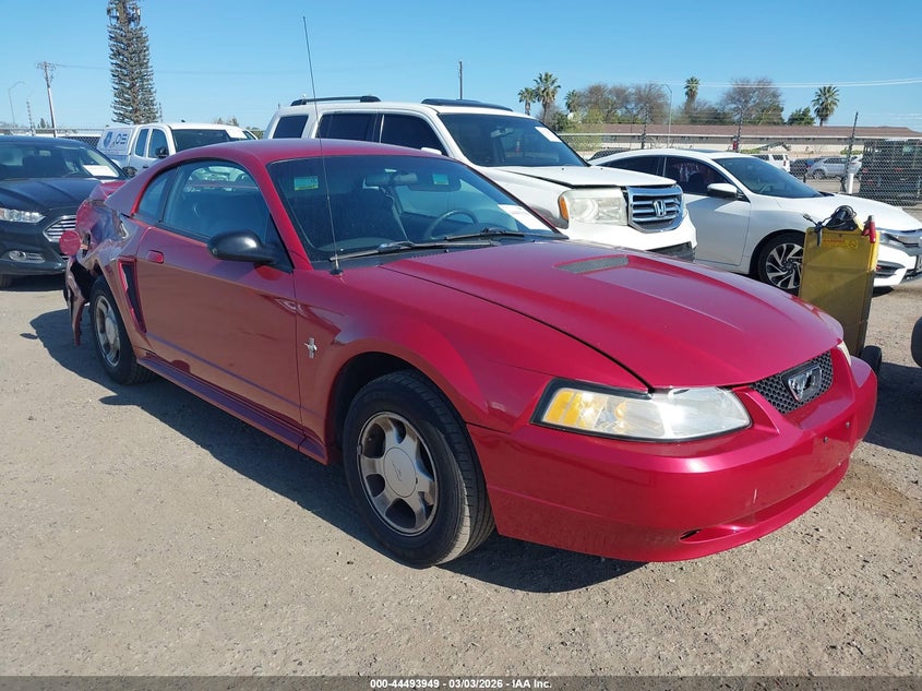 2000 Ford Mustang
