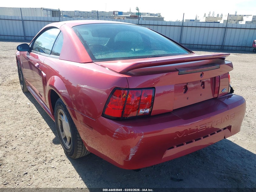 2000 Ford Mustang