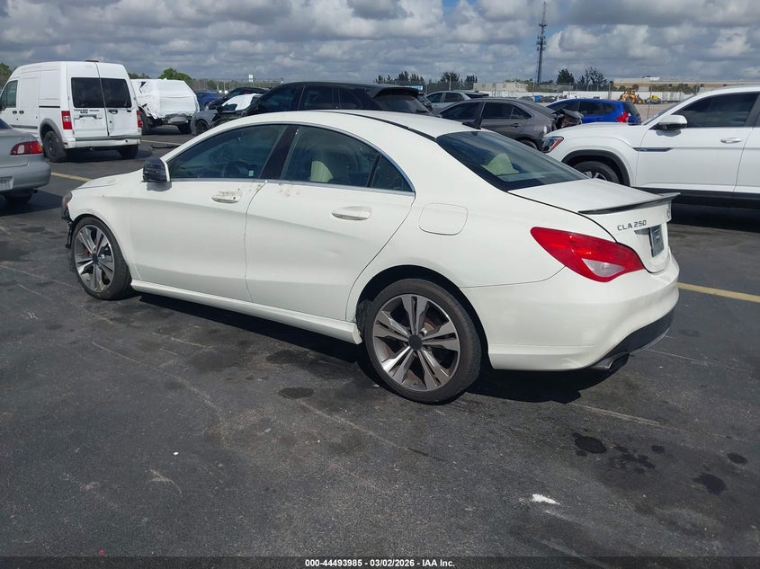 2015 Mercedes-Benz Cla 250