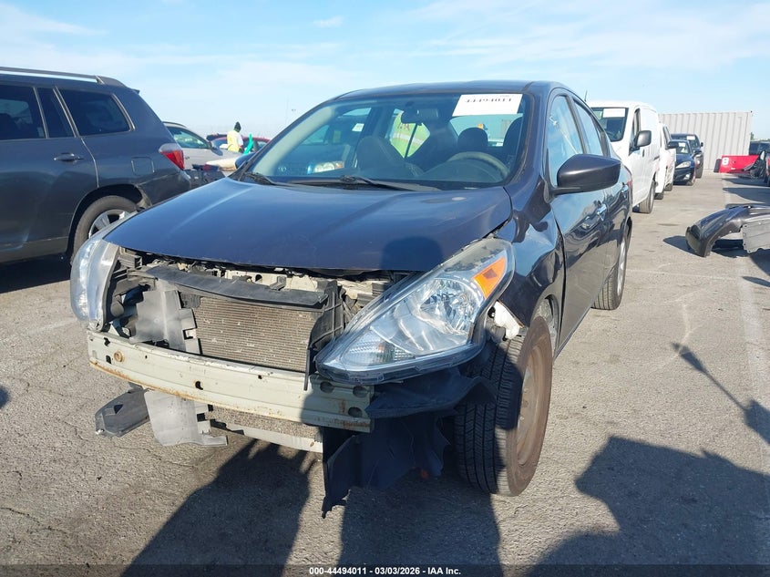 2015 Nissan Versa 1.6 S/1.6 S+/1.6 Sl/1.6 Sv