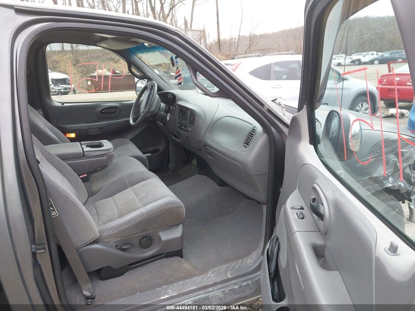 2002 FORD F-150 auction photo 5