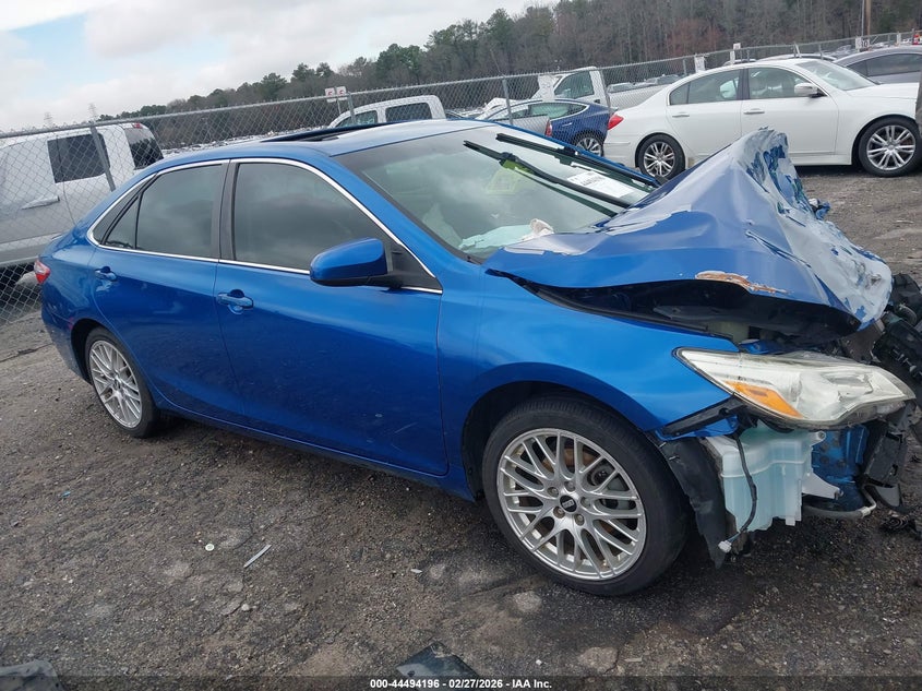 2017 Toyota Camry Hybrid Se